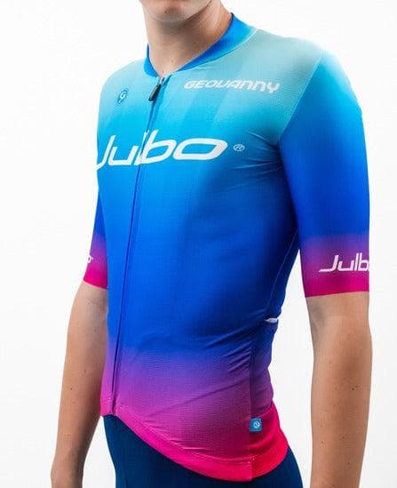 Imagen jersey colaboración Julbo con Geovanny Pro race RS jersey mc Rcing de costado.